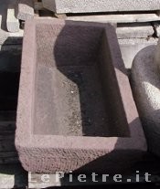 Fioriera in pietra rustica