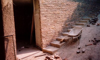 Posa in opera specializzata posatore di rivestimenti muri e pareti in pietra
