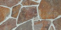 Rivestimento muro in pietra marrone ad opera incerta